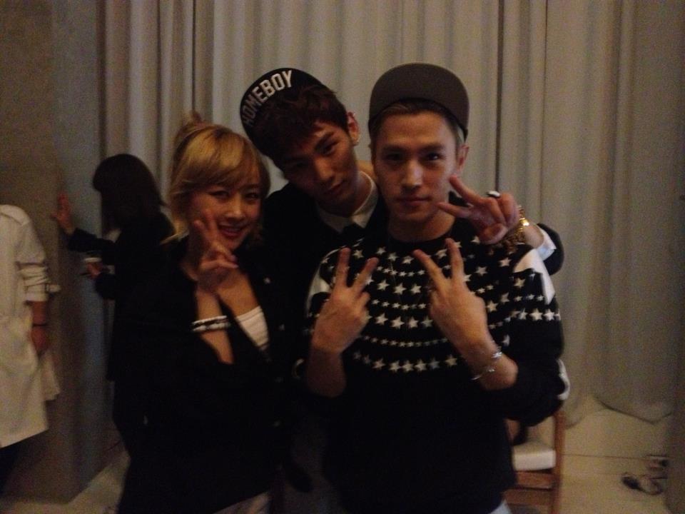 Who is SHINee Key s Girlfriend Nicole or Eunji